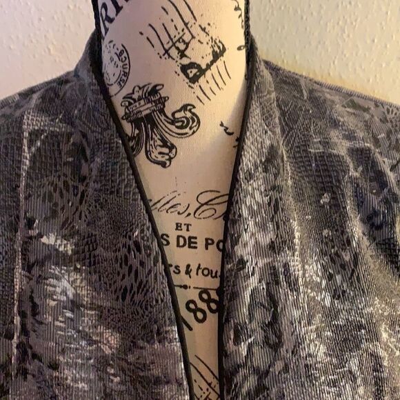 Blazer  9/1 - Picture 4 of 7